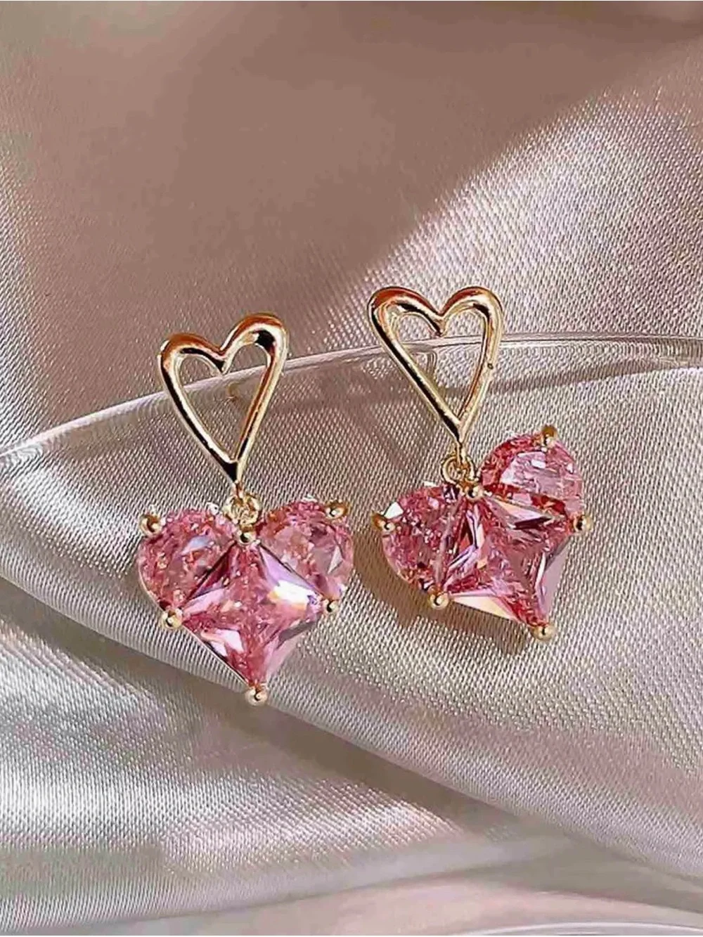 *** High Quality Gold Heart Drop Earrings with Pink Crystal Heart